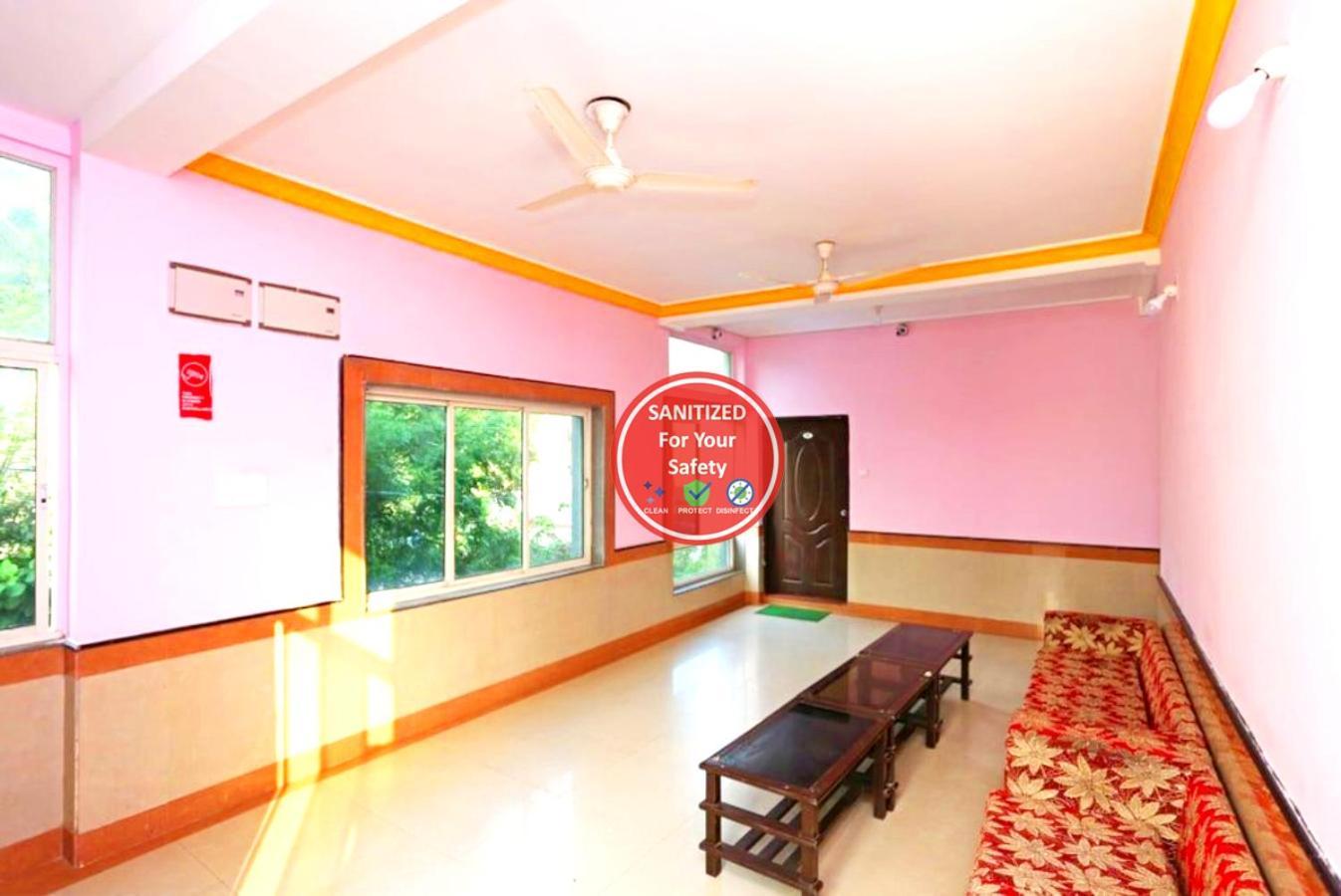 D2 Holiday Inn-near Niladri-beach-best Choice Of Travellers By Morservices Hotel 3*